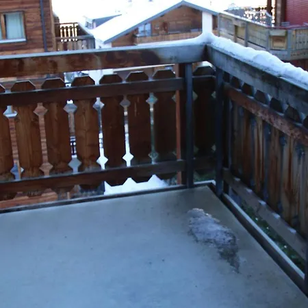 Lavish With Paid Sauna Apartamento *