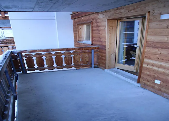 Lavish With Paid Sauna