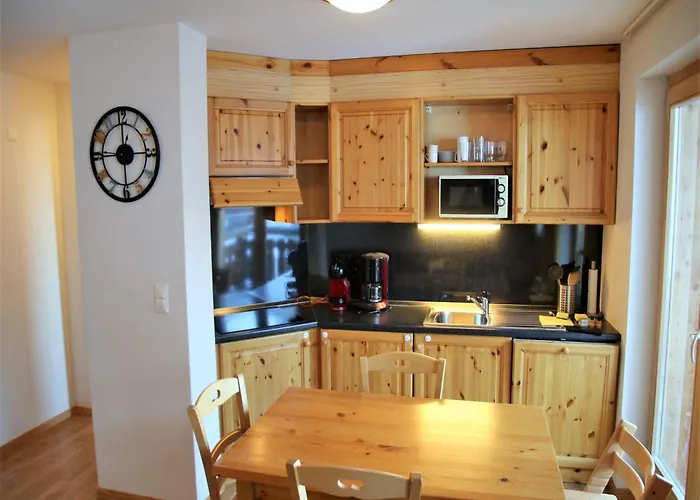 Lavish With Paid Sauna Lägenhet *