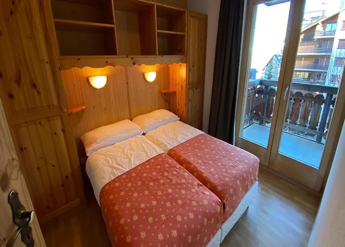 Appartamento Lavish With Paid Sauna